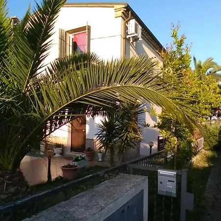 Residence Martini Апарт-отель Градара